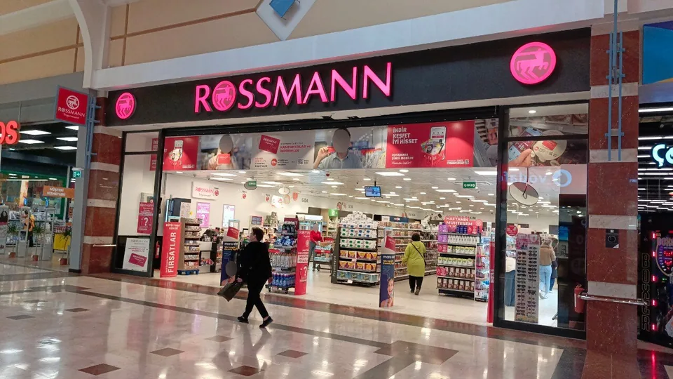 Rossmann pazaryeri operasyon yönetimini topla.io ile büyüttü